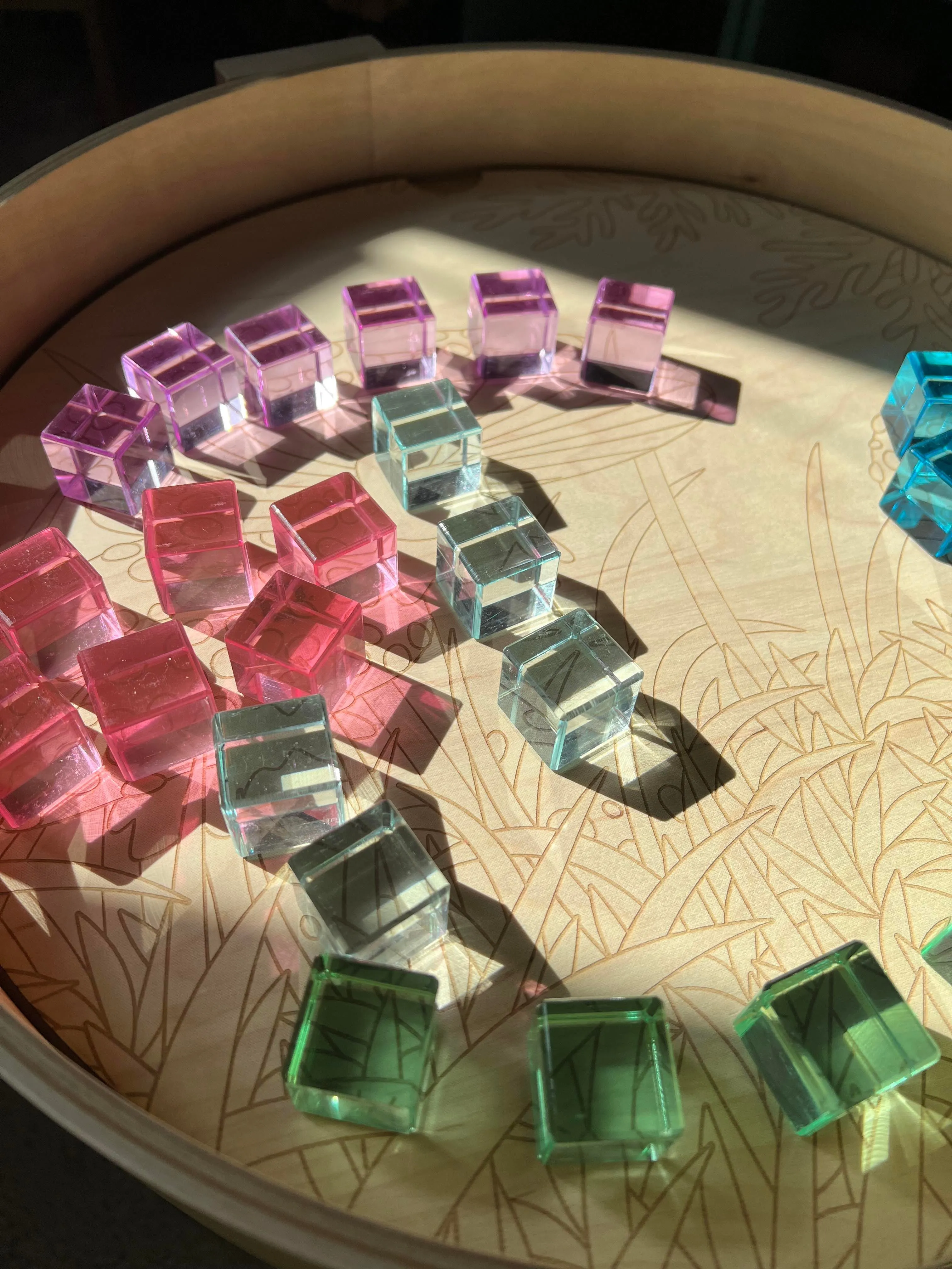 60 Pcs Crystal Clear Translucent Lucite Cubes Set in Pastel/Macaron Colors with Storage Tray