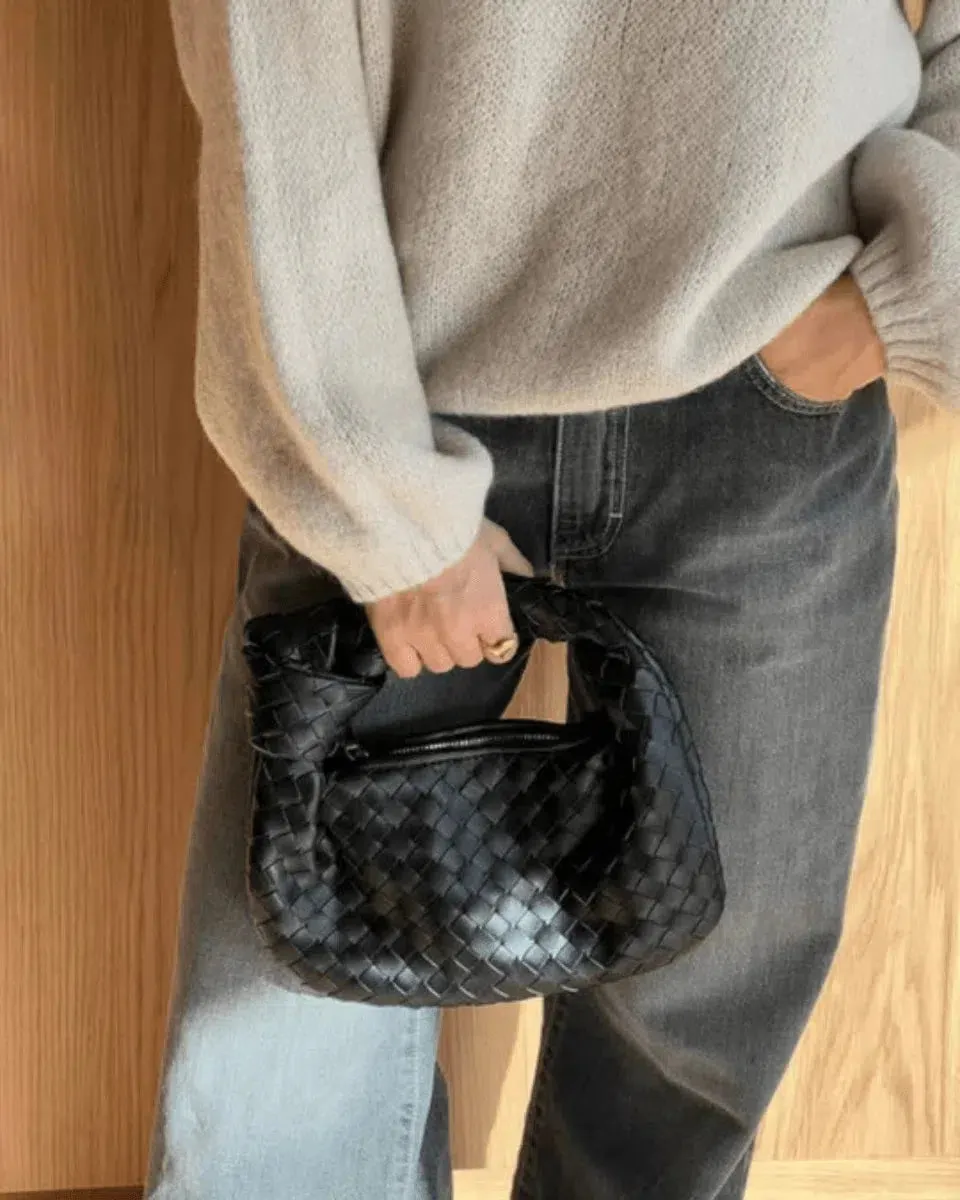 Amara – Sophisticated trendy design – Braided handbag
