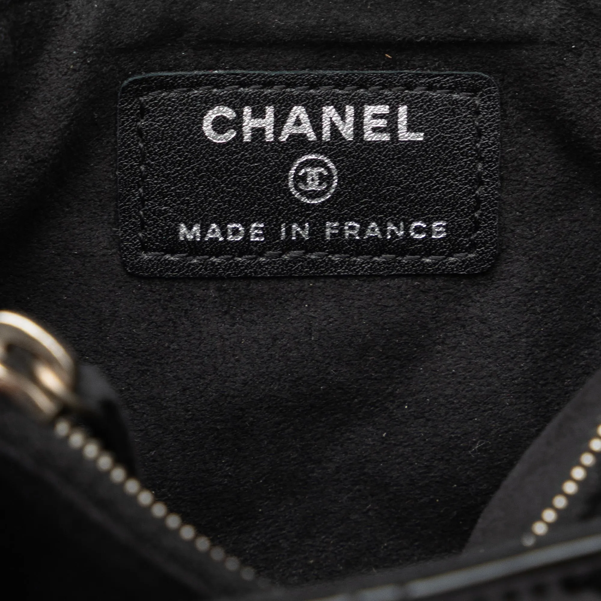 Chanel CC Phone Pouch (SHG-JBlF5K)