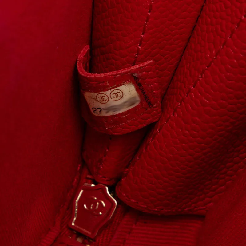 Chanel CC Quilted Caviar Camera Bag Leather Crossbody Bag in Good condition