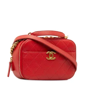 Chanel CC Quilted Caviar Camera Bag Leather Crossbody Bag in Good condition