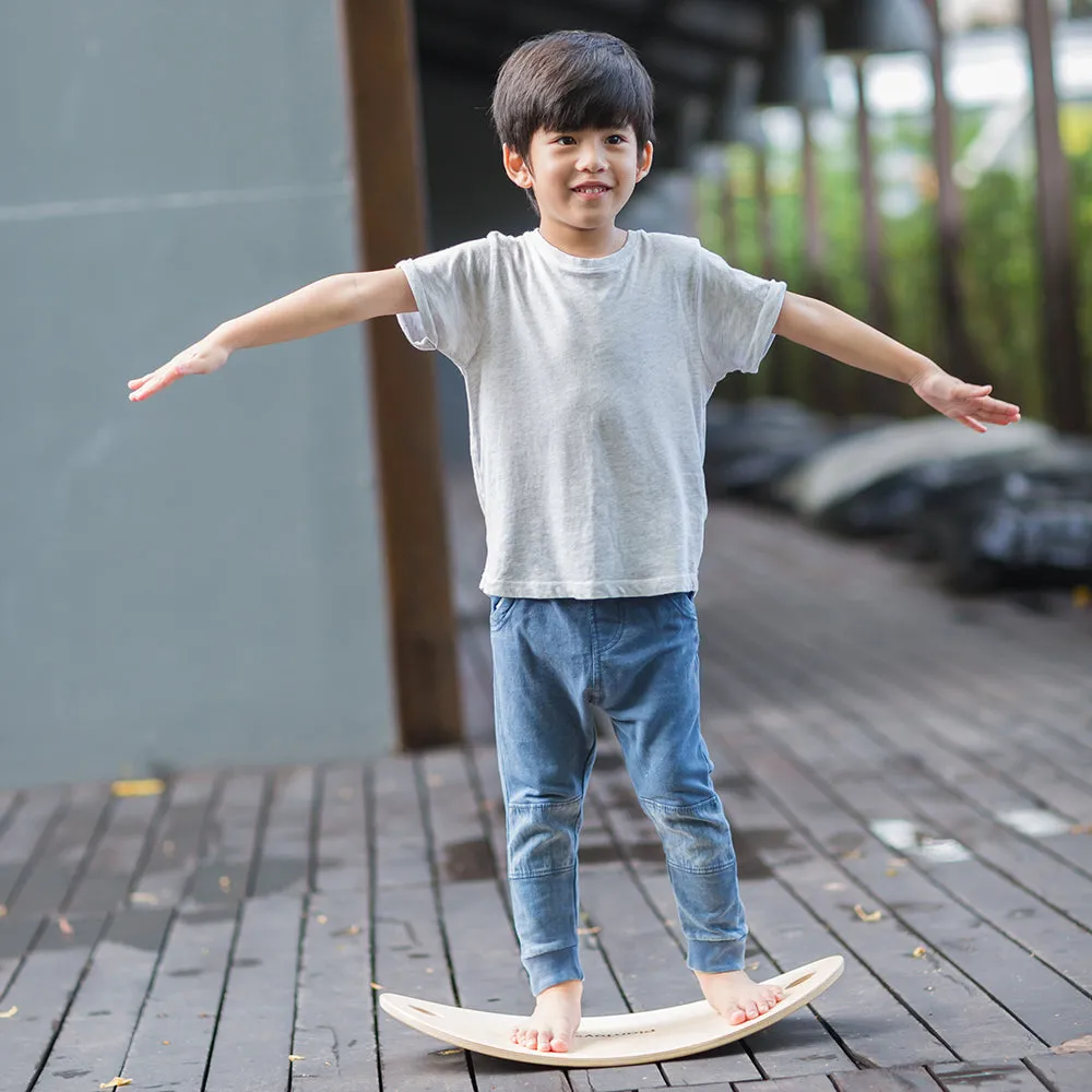 Eco-Friendly Curved Balance Board