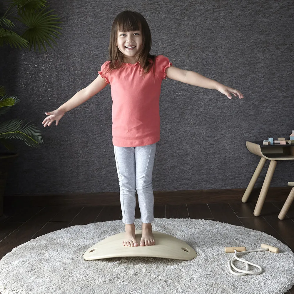 Eco-Friendly Curved Balance Board