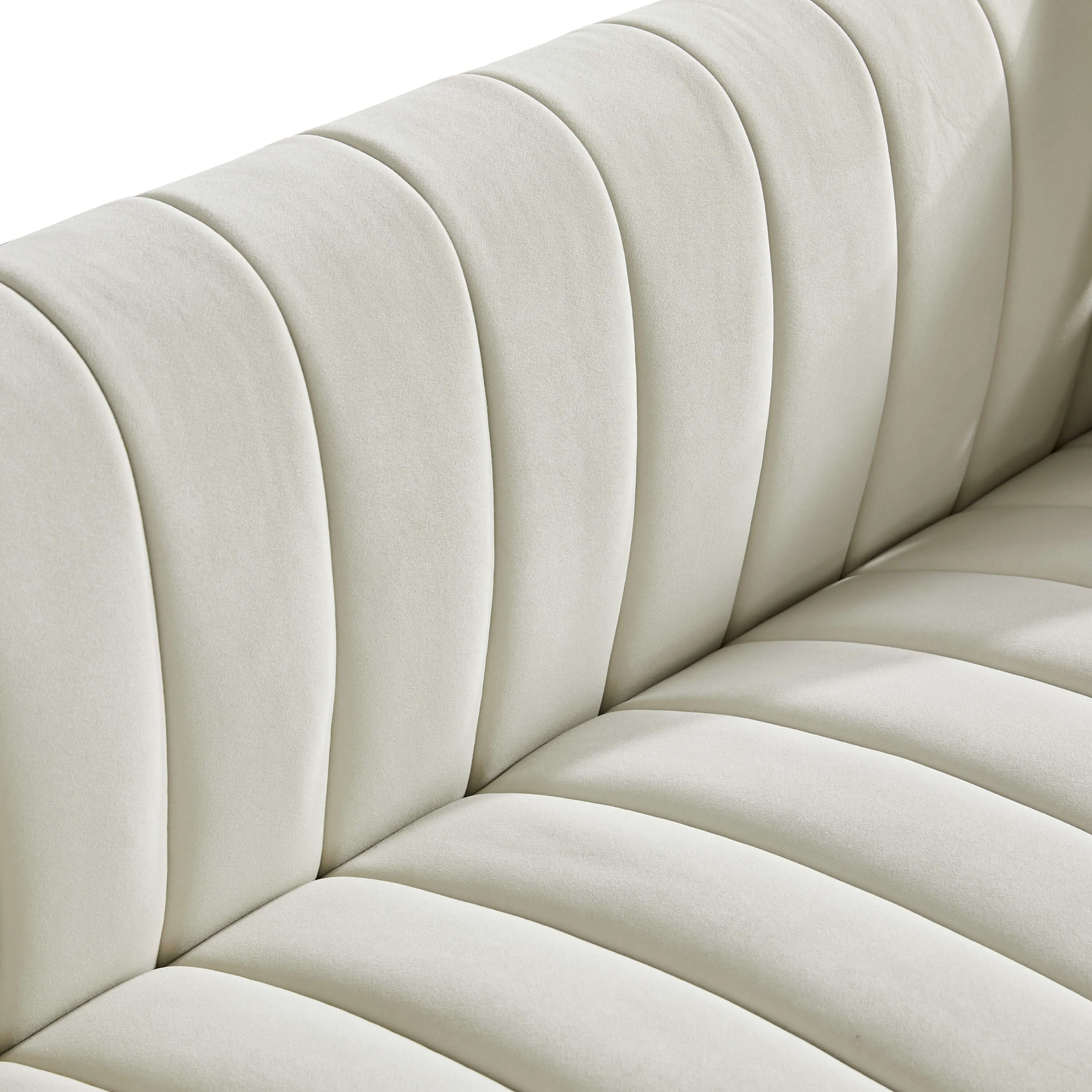 Elegant White Tufted Velvet Sofa Compact & Luxurious 79.92"