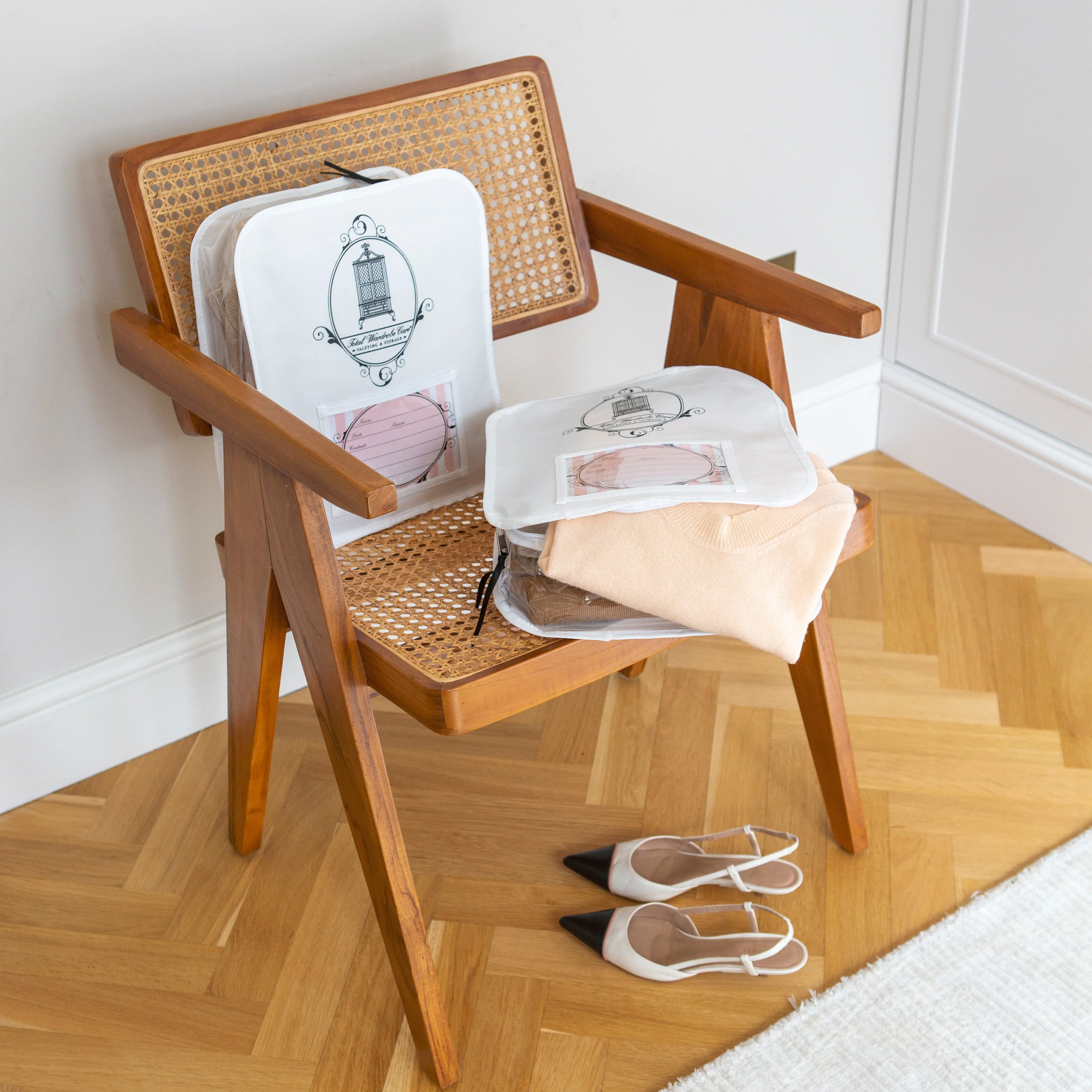 Knitwear & T-Shirt Storage Bag <p>SECONDS