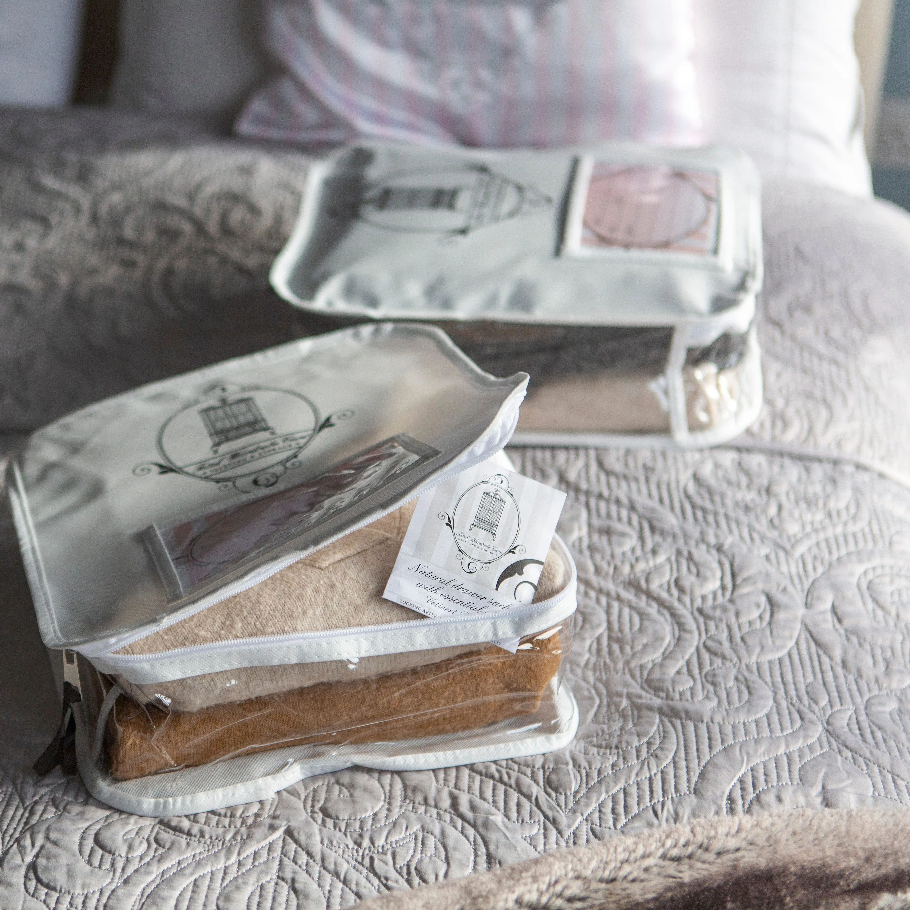 Knitwear & T-Shirt Storage Bag <p>SECONDS