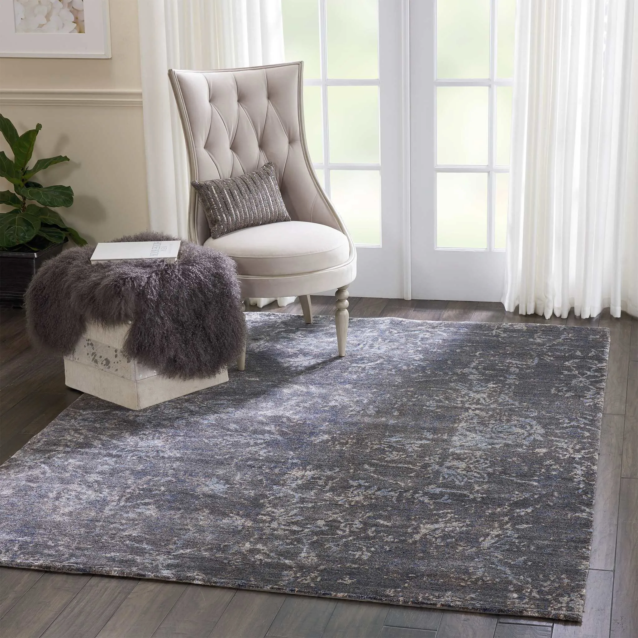 Lucent LCN04 Vintage Inspired Rug