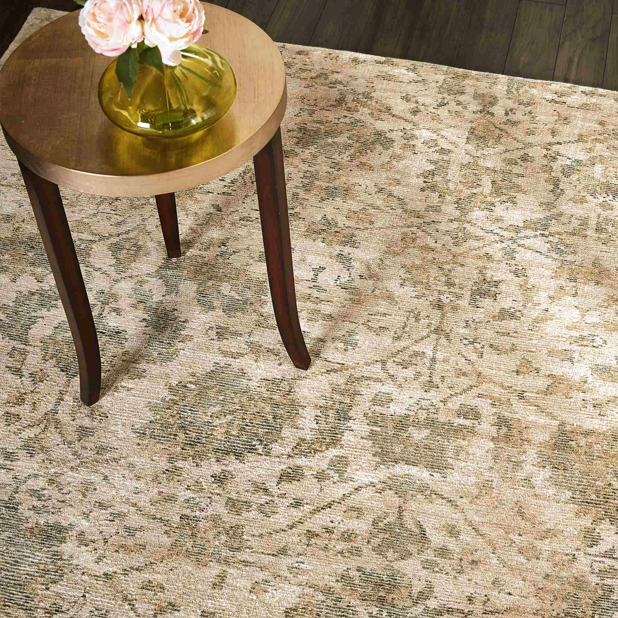 Lucent LCN05 Vintage Inspired Rug