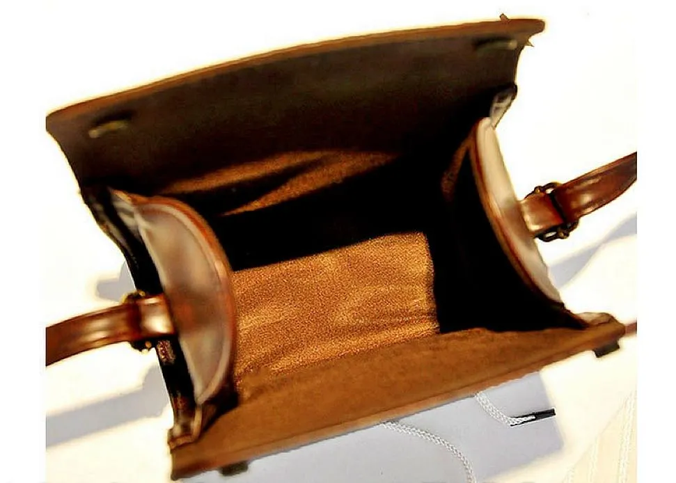 Monfort 1939 Sling Bag