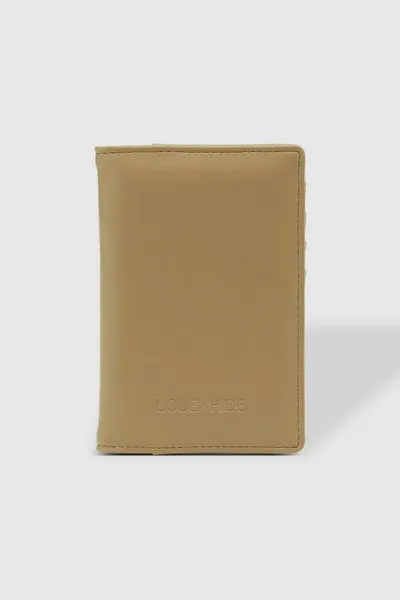 PEPPER PASSPORT HOLDER CAMEL
