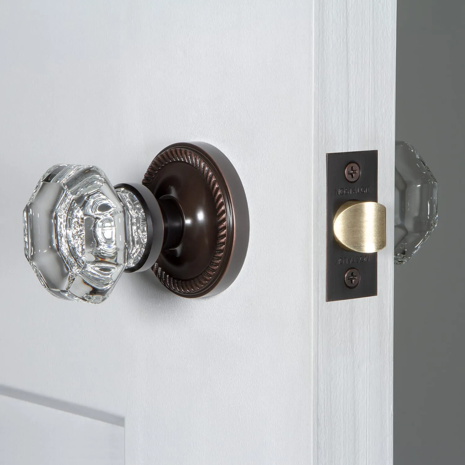 Rope Rosette with Waldorf Knob in Timeless Bronze