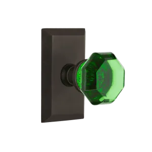 Studio Short Plate with Emerald Waldorf Knob in Oil-Rubbed Bronze