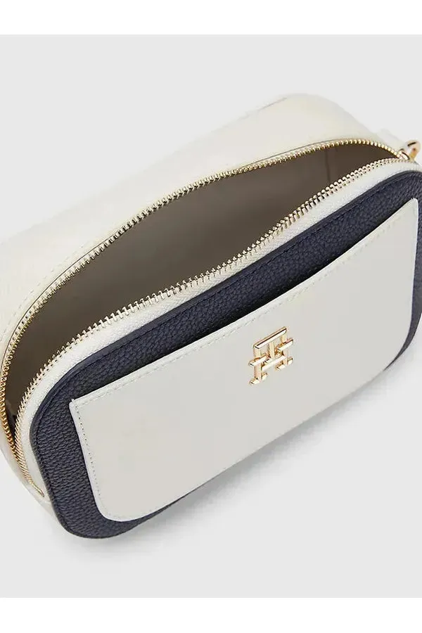 TH EMBLEM CAMERA BAG CB