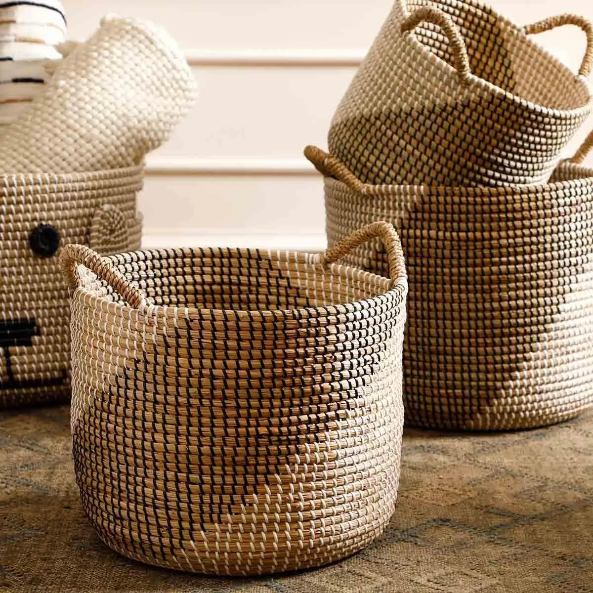 Trisang Seagrass Basket Hampers Container | Plant Holder Accessories