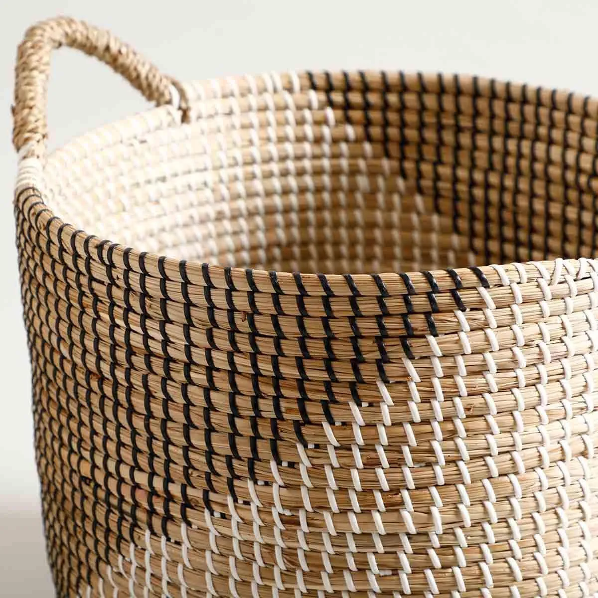 Trisang Seagrass Basket Hampers Container | Plant Holder Accessories