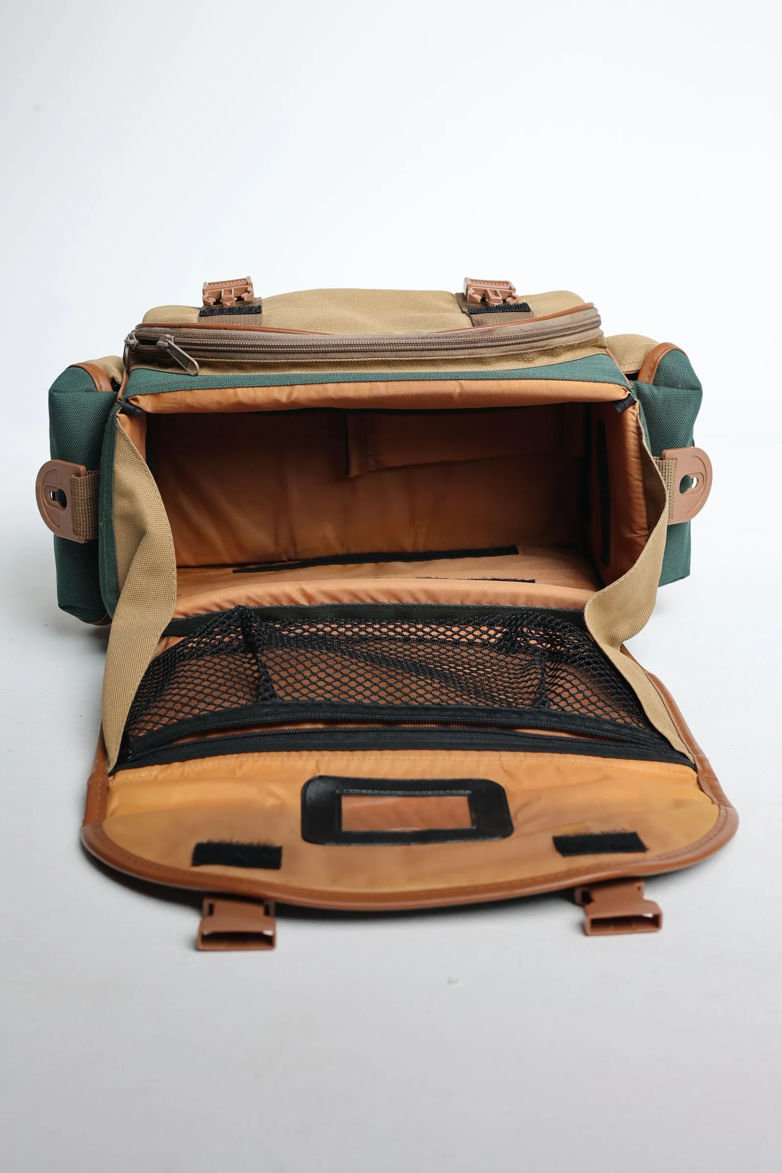 Vantage Green/Tan Vintage Shoulder Bag. Used