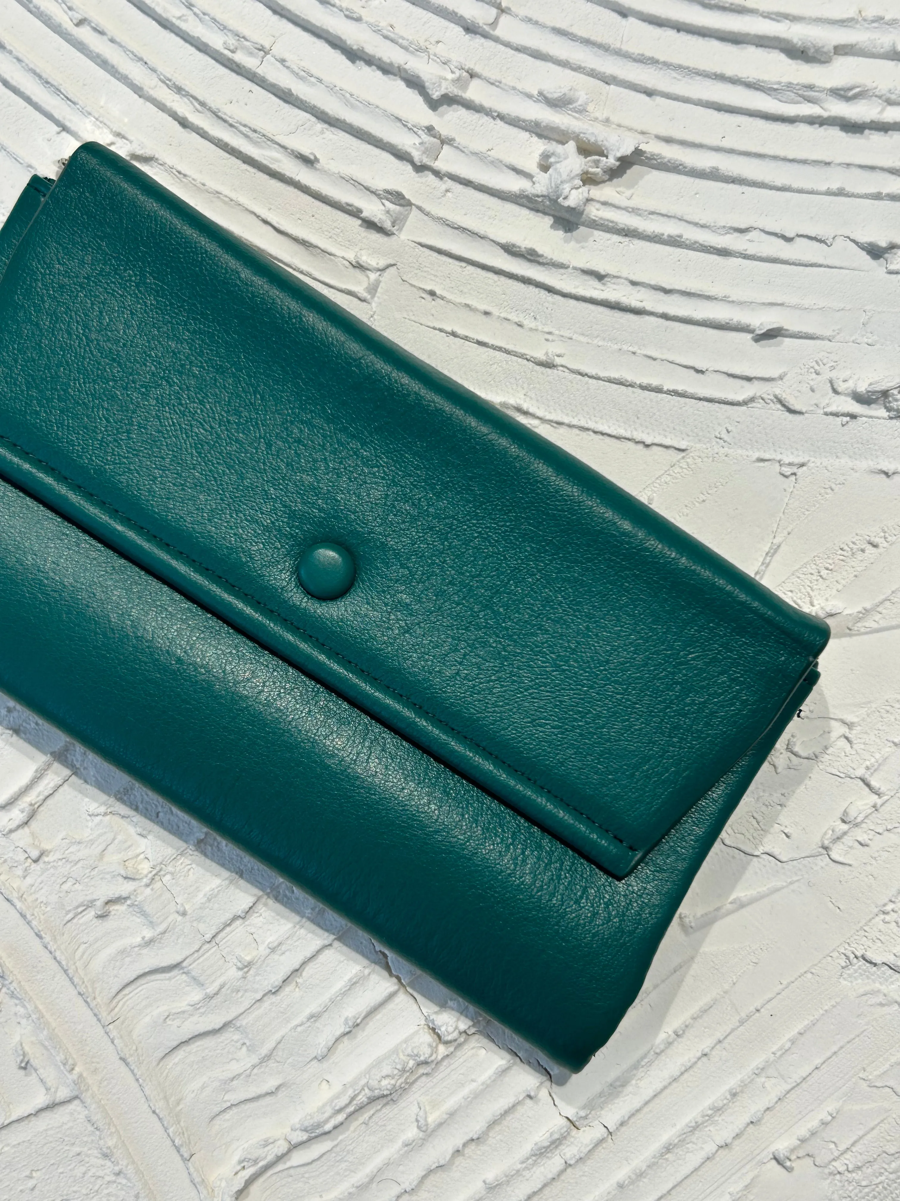 Wallet with button
