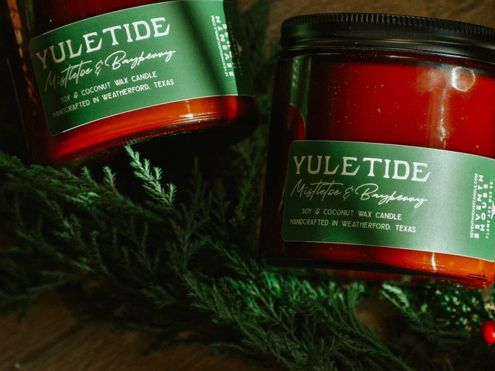 YULETIDE CANDLE - Mistletoe & Bayberry