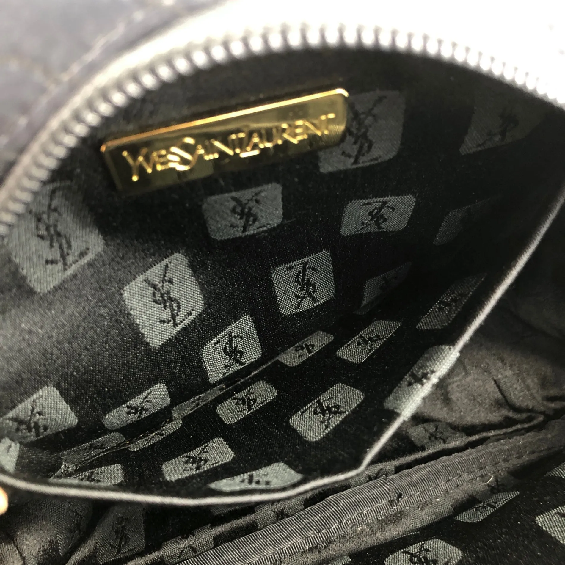 Yves Saint Laurent YSL Logo Handbag Navy Vintage 5e5iya