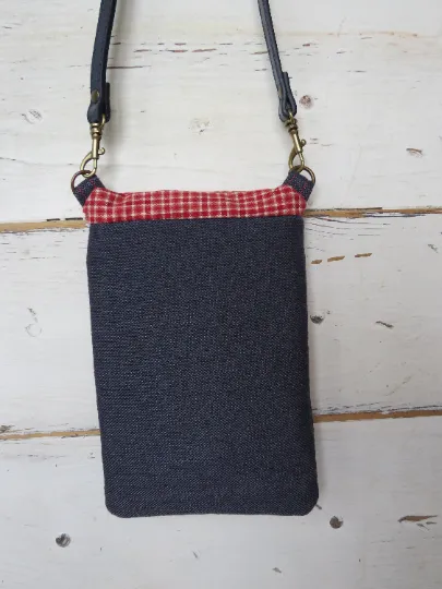 Zen Phone Purse
